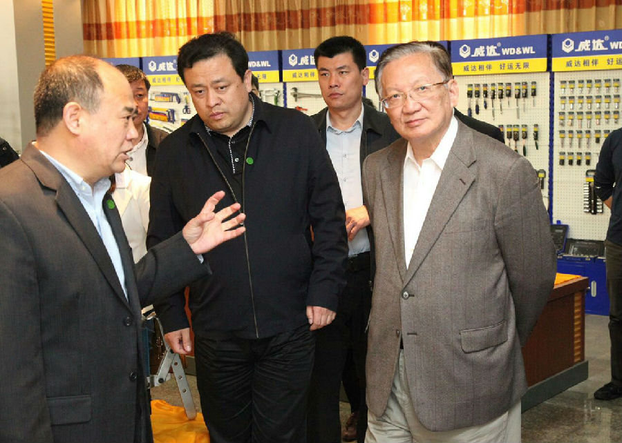 原國務(wù)委員、外交部部長唐家璇視察威力工具集團(tuán)(圖3)